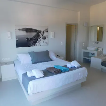 Appartement One And Only Beachfront Períssa